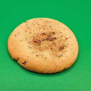 single candy cookie featuring M&M candies